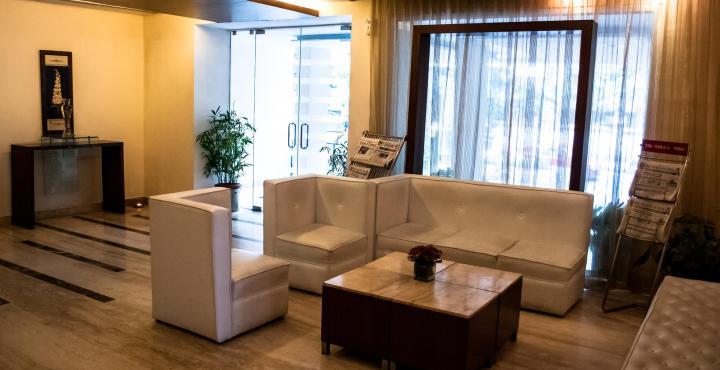 העיר בנגלור The Chevron Hotel מראה חיצוני תמונה